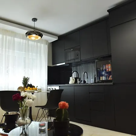 Fine Story Lux - Jacuzzi & Wifi & Netflix & Mini Bar Διαμέρισμα Βελιγράδι