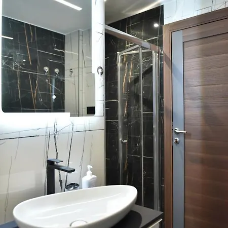 Διαμέρισμα Fine Story Lux - Jacuzzi & Wifi & Netflix & Mini Bar